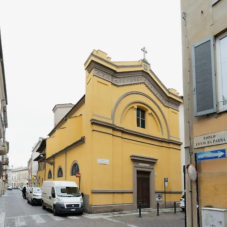 Apartment Serena's Tourist Parma